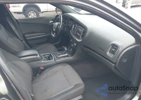 2015 Dodge Charger Se z USA, uszkodzony, nr VIN 2C3CDXBG6FH728516